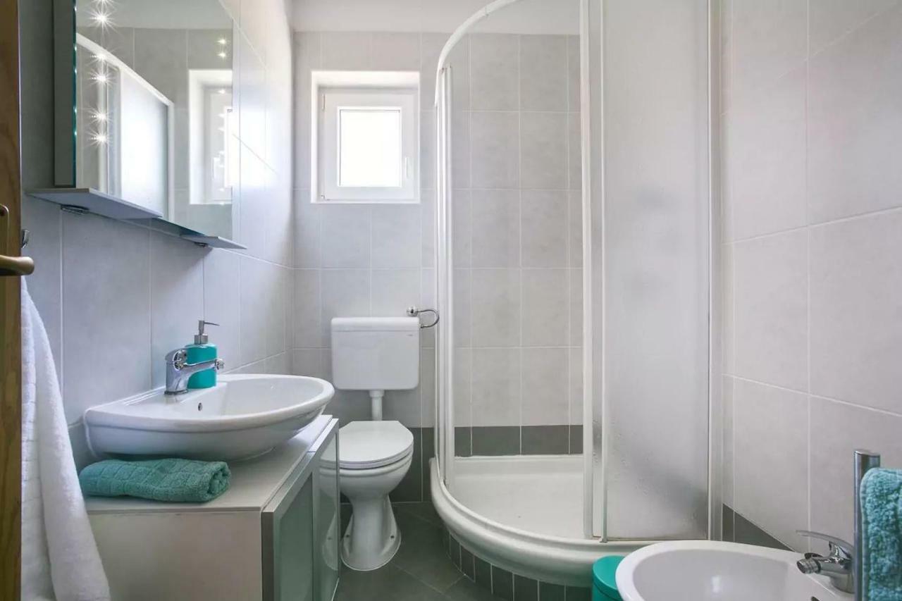 פורץ Apartment Vitalia 2+2 מראה חיצוני תמונה