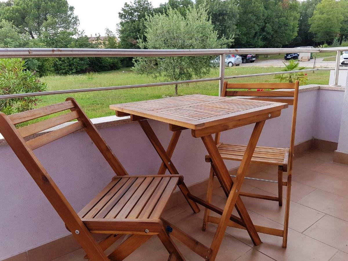 פורץ Apartment Vitalia 2+2 מראה חיצוני תמונה