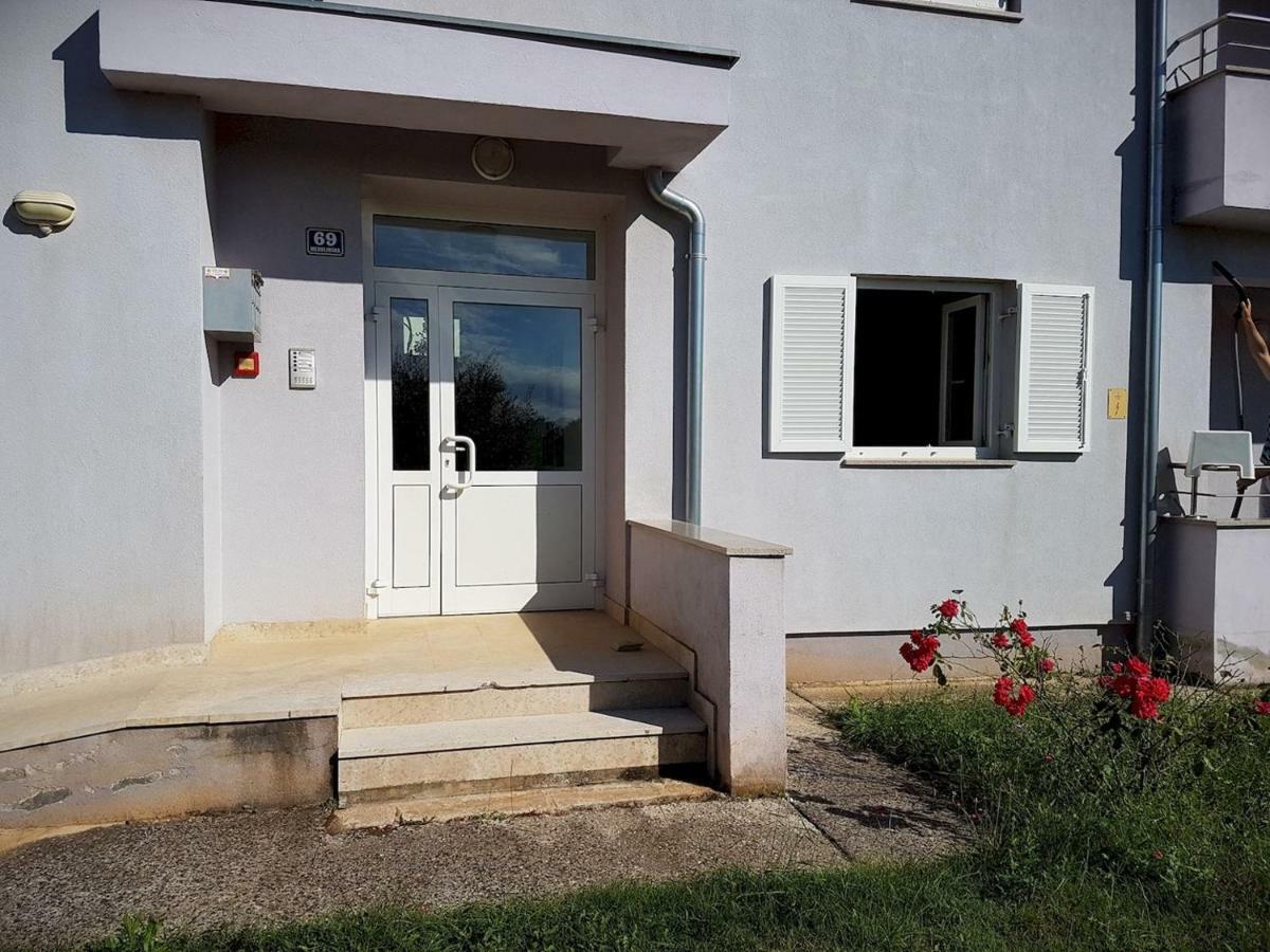 פורץ Apartment Vitalia 2+2 מראה חיצוני תמונה